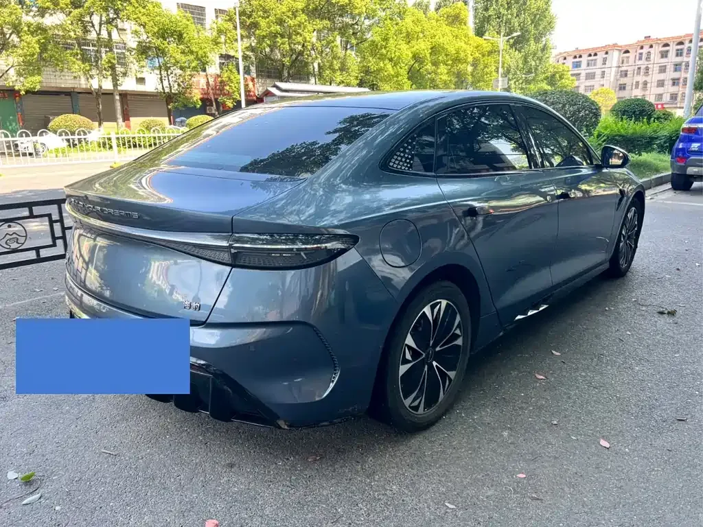 BYD Seal — фото 2