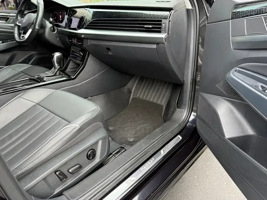 Volkswagen Passat — фото 5