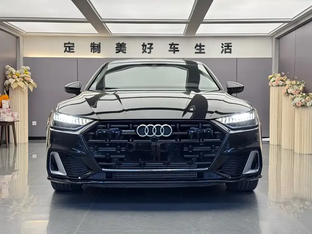 Audi A7L 2023 из CN, фото 2