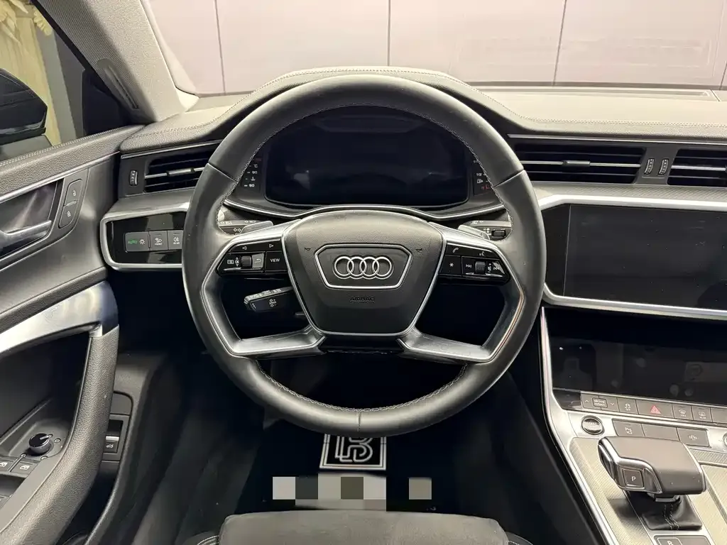Audi A7L 2023 из CN, фото 8