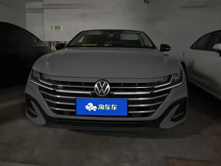 Volkswagen CC 2023 из CN, фото 8