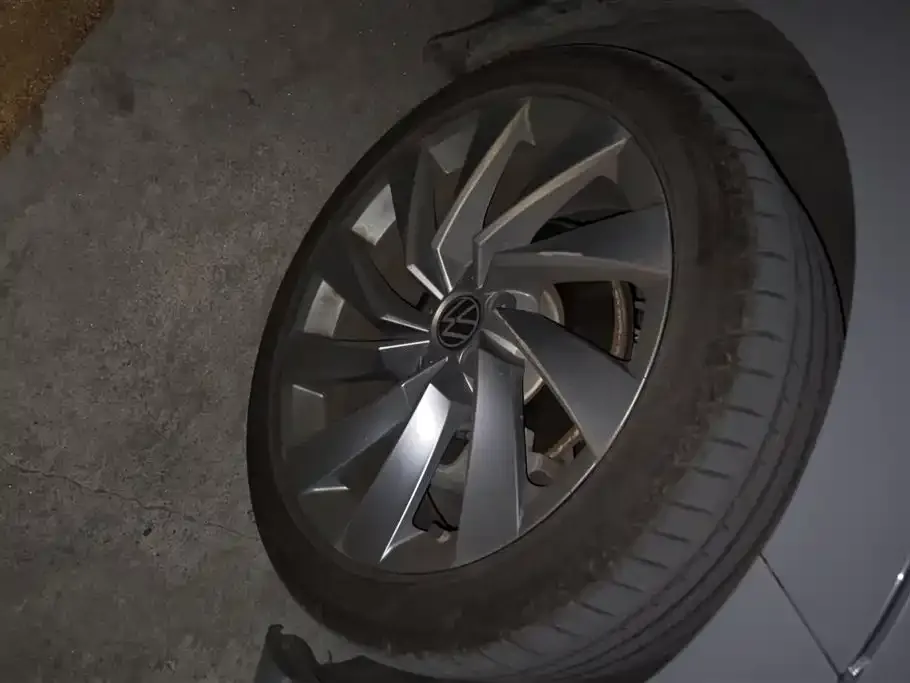 Volkswagen CC 2023 из CN, фото 3