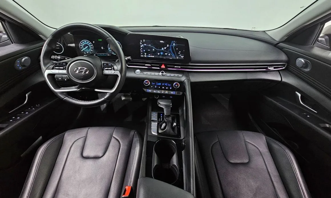 Hyundai AVANTE — фото 6