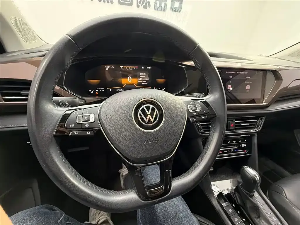 Volkswagen Tharu — фото 2