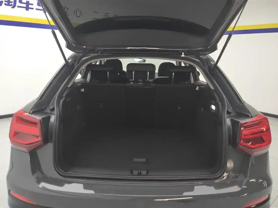 Audi Q2L 2021 из CN, фото 9