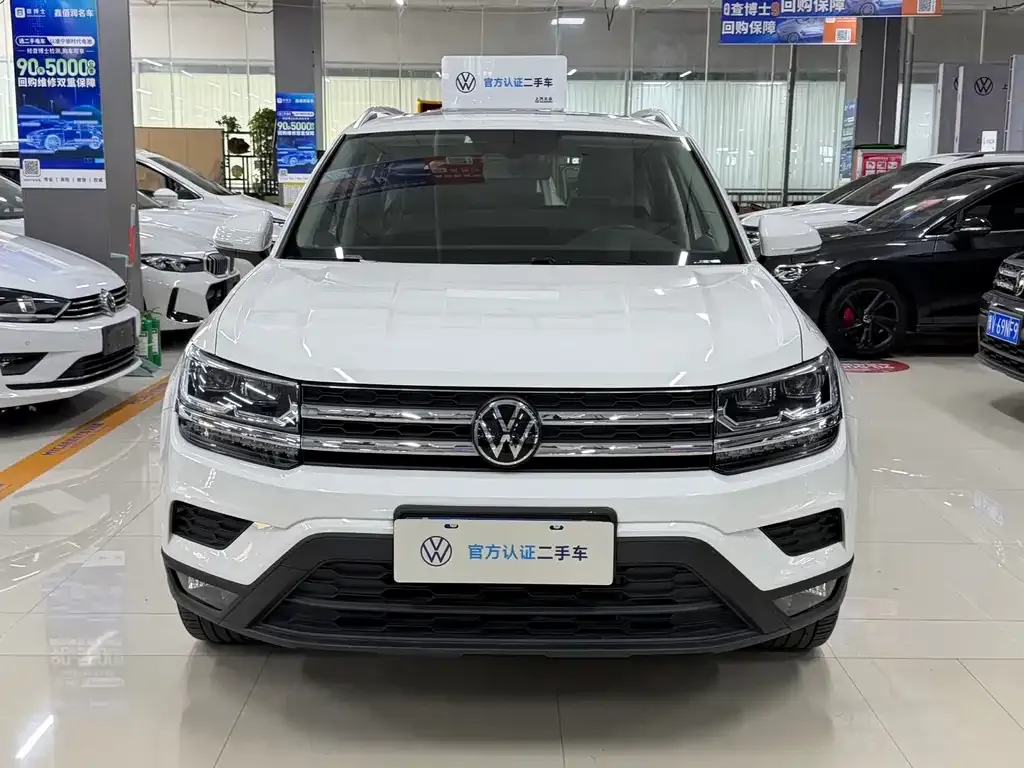 Volkswagen Tharu — фото 2