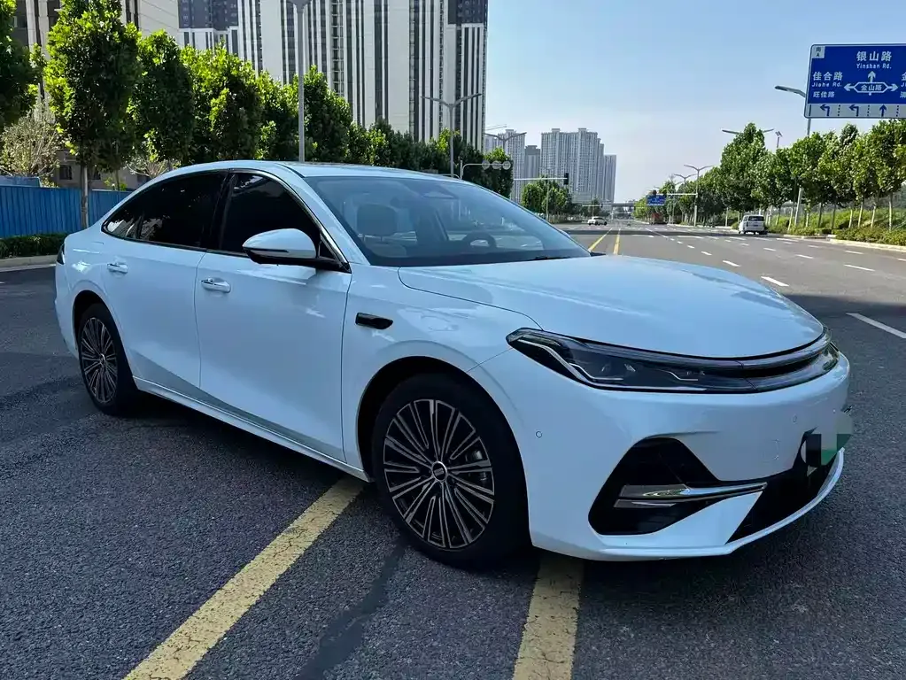 Geely 银河A7 EM — фото 6