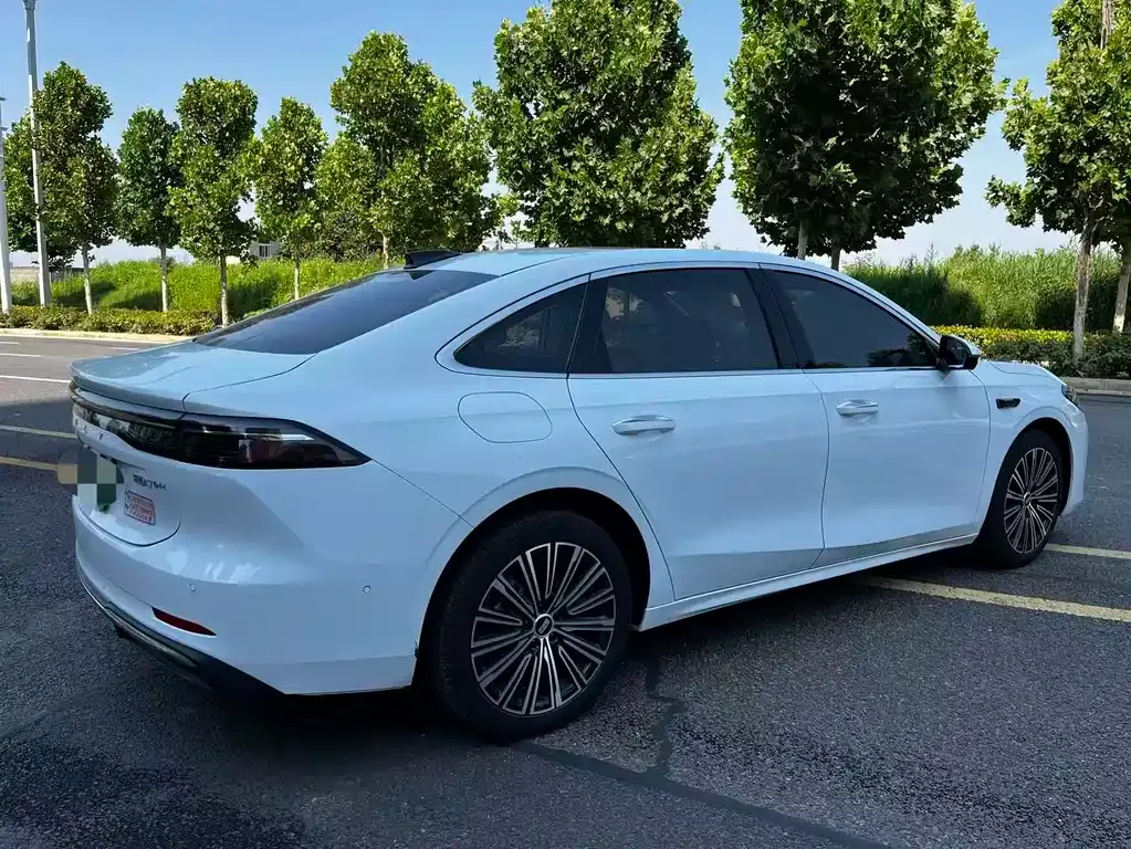 Geely 银河A7 EM — фото 8