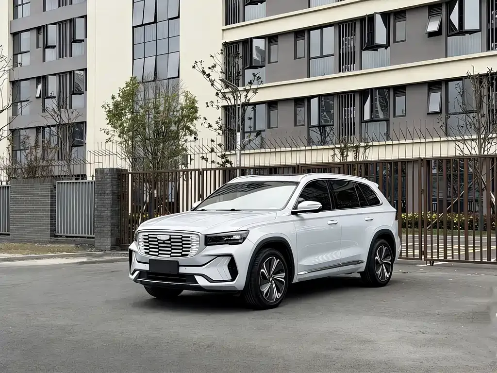 Geely Xingyue L — фото 1