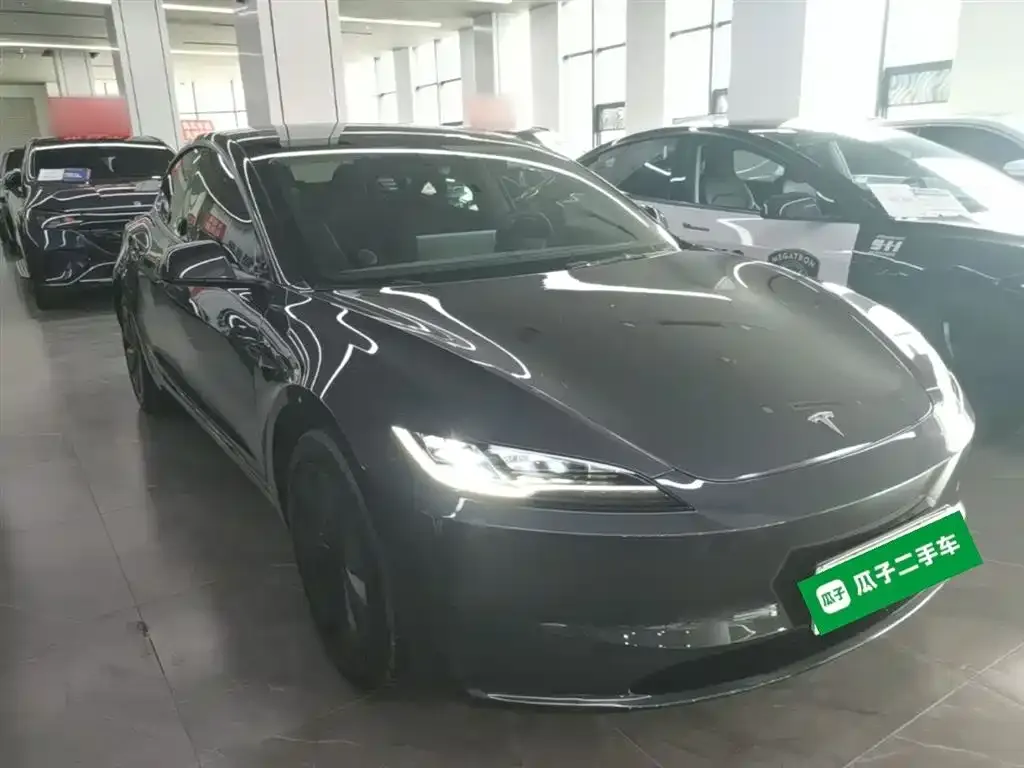 Tesla Model 3 — фото 8