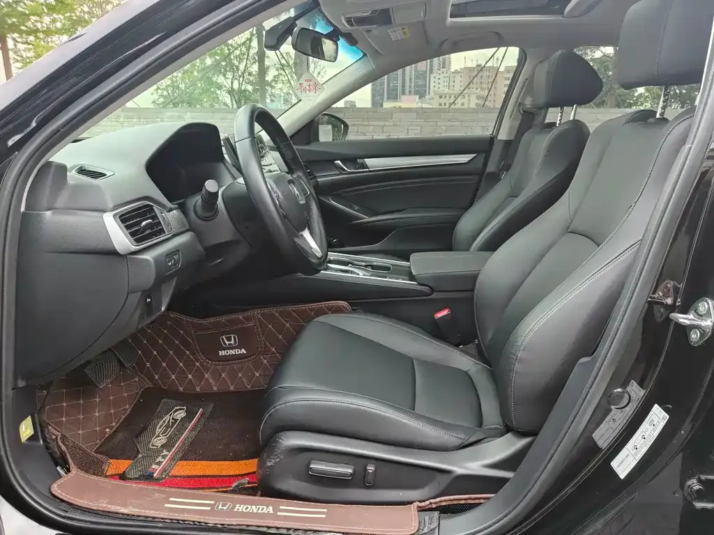 Honda Accord — фото 2