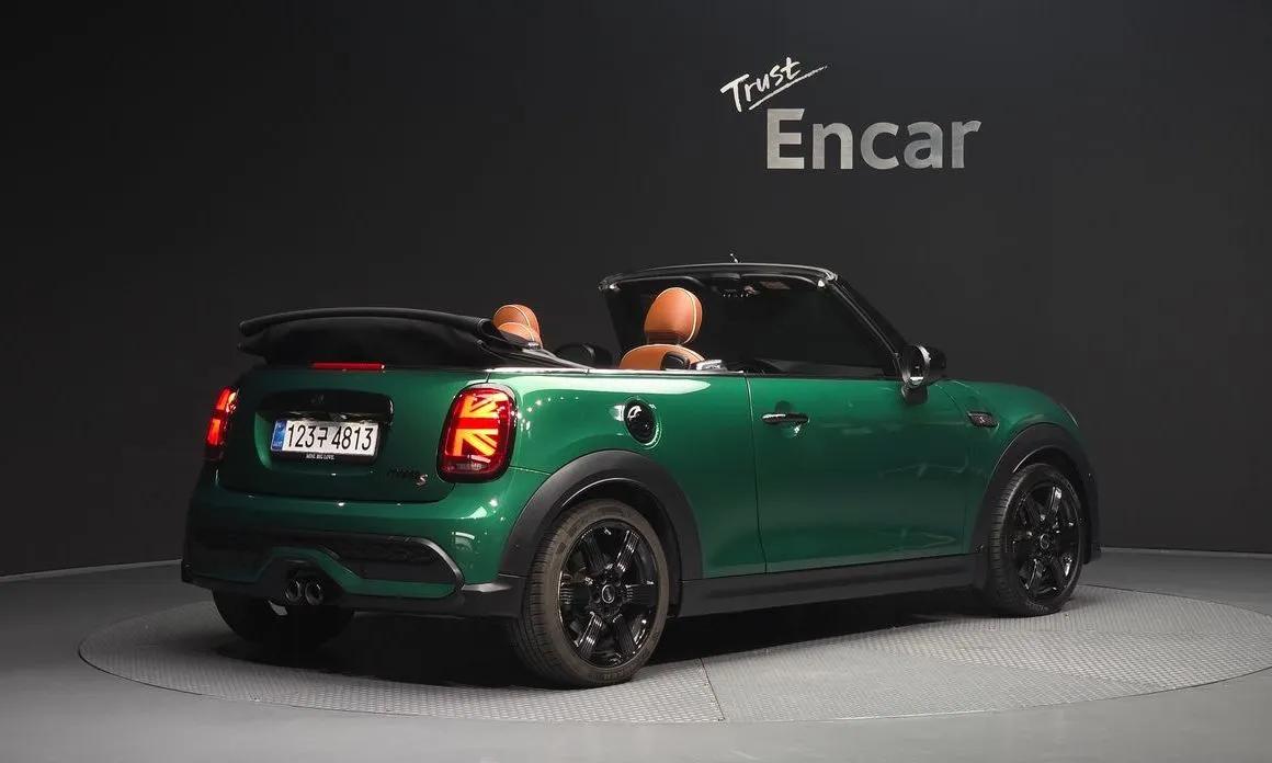 Mini Cooper Convertible 2022 из KR, фото 10
