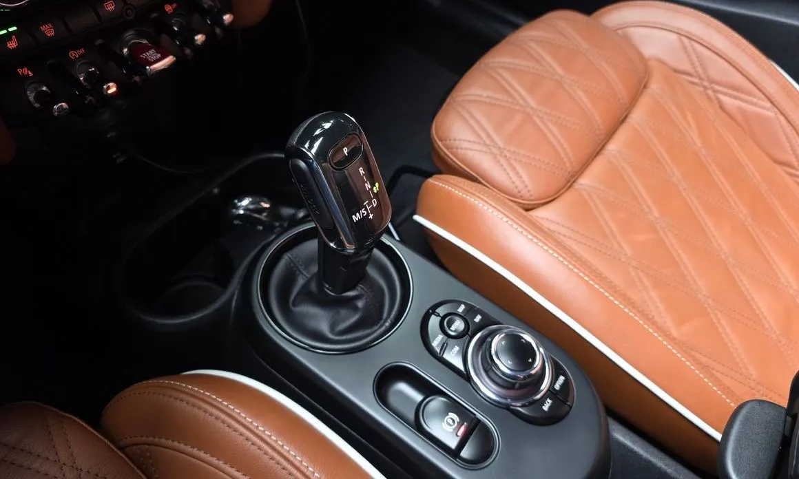 Mini Cooper Convertible 2022 из KR, фото 3