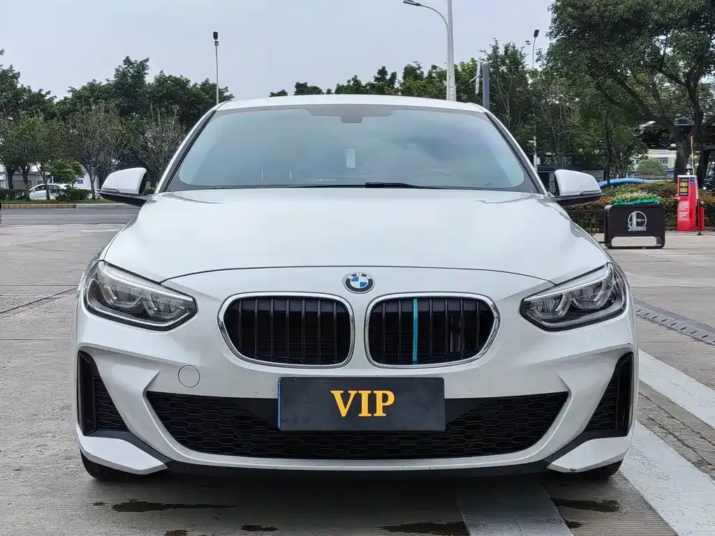 BMW 1 Series 2022 из CN, фото 3