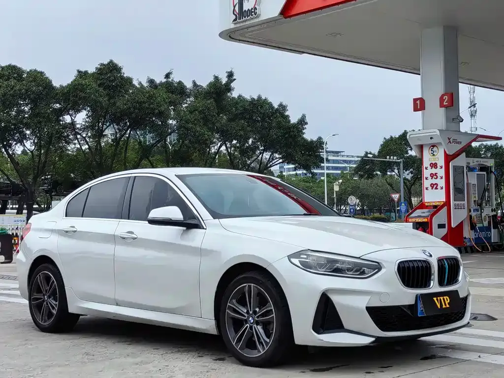 BMW 1 Series 2022 из CN, фото 8