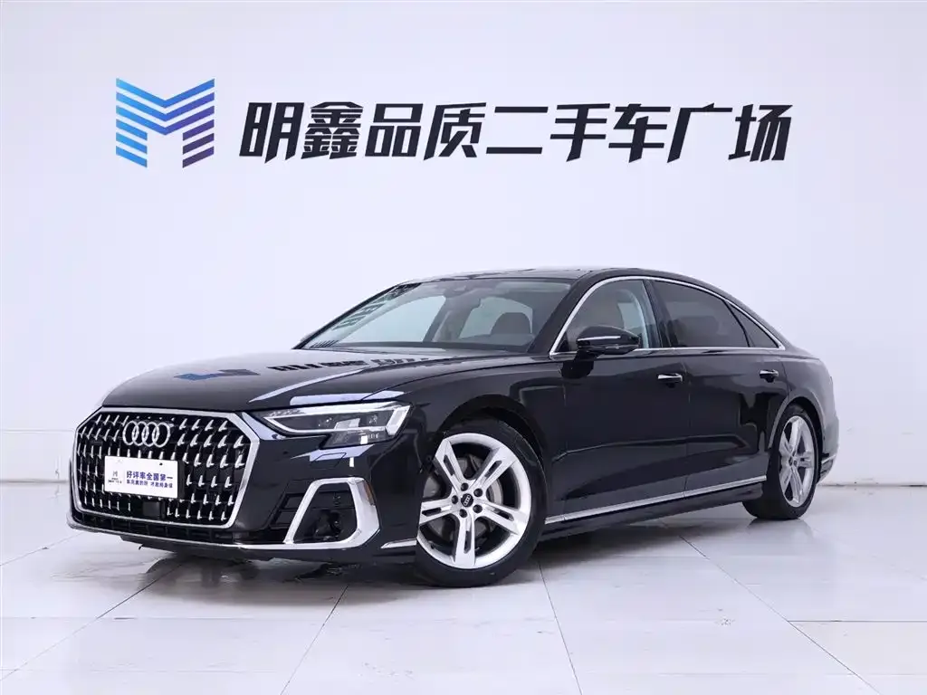 Audi A8 — фото 6