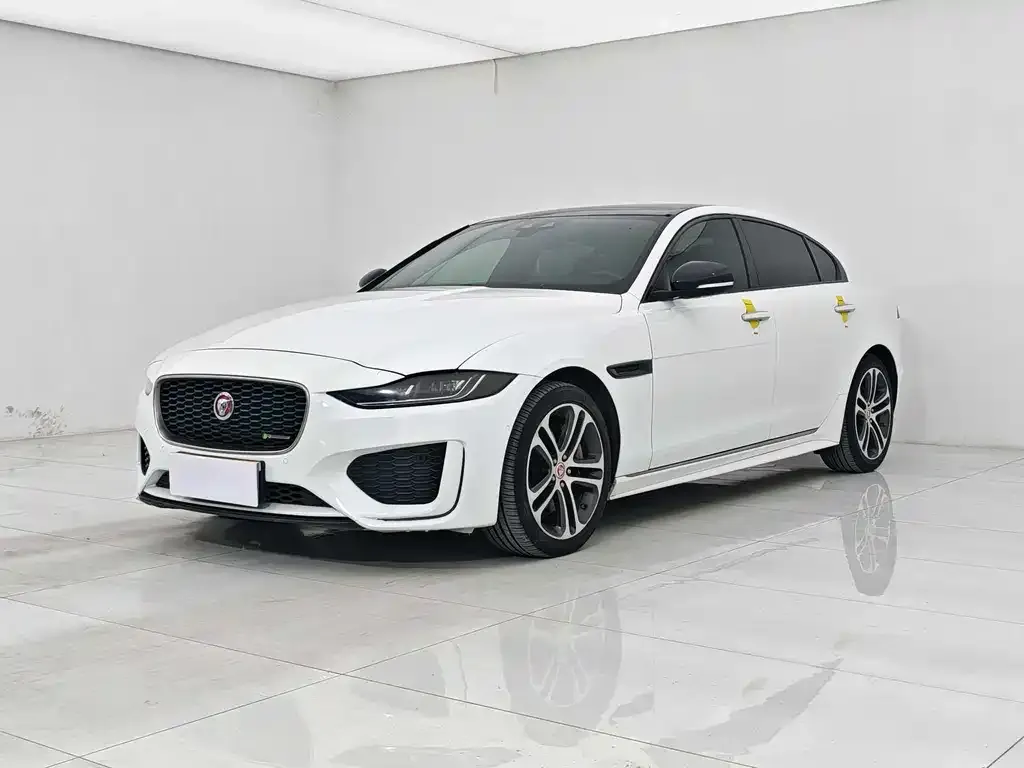 Jaguar XEL — фото 1