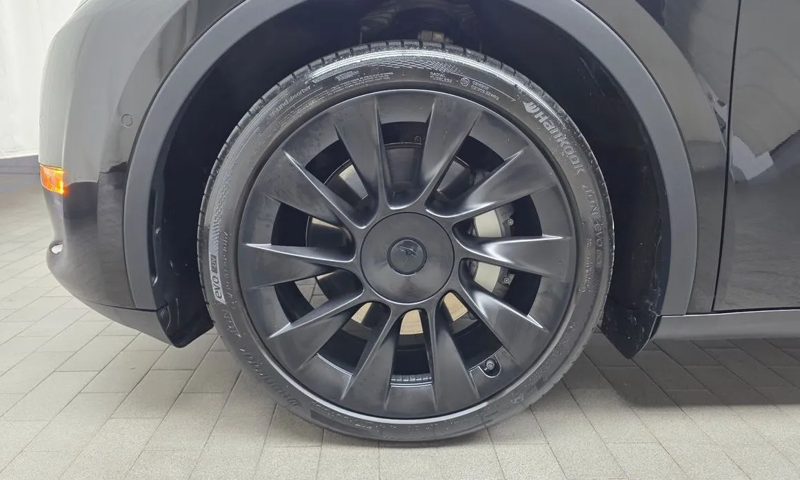 Tesla Model Y 2021 из KR, фото 10