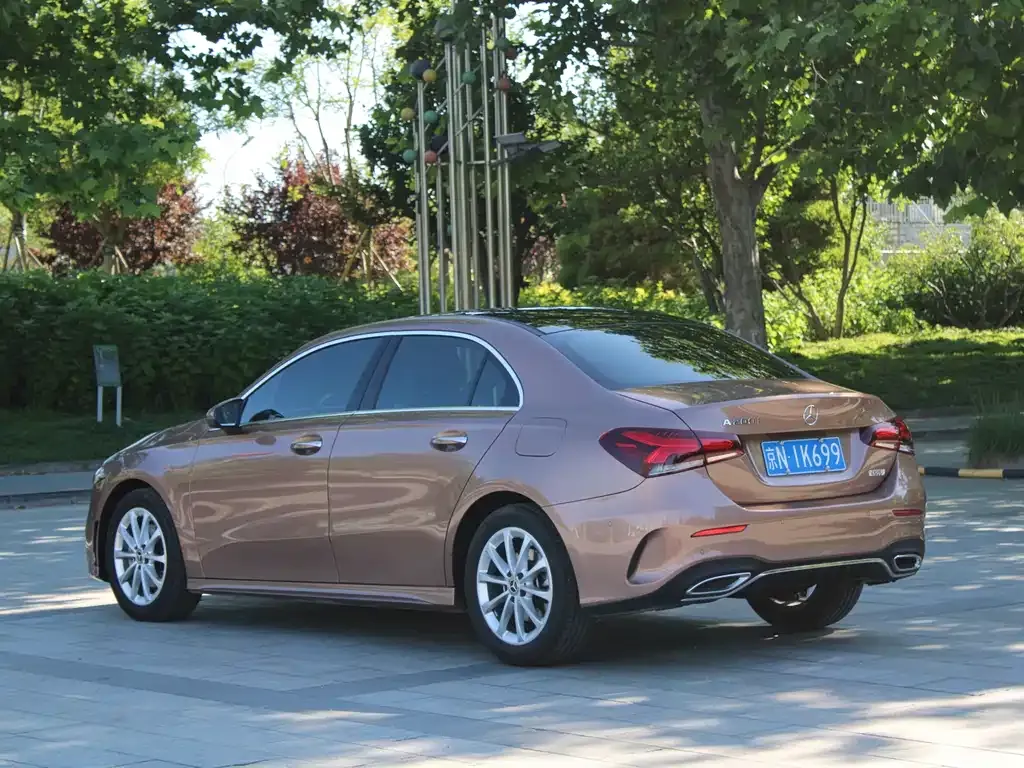 Mercedes-Benz A-Class — фото 10