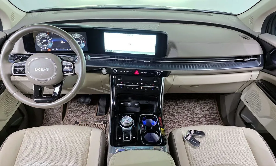 Kia Carnival — фото 10