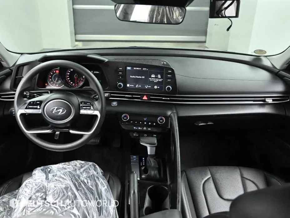Hyundai AVANTE 2023 из KR, фото 4