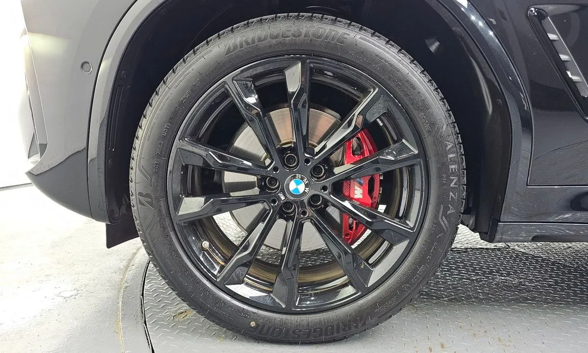 BMW X4 2025 из KR, фото 8
