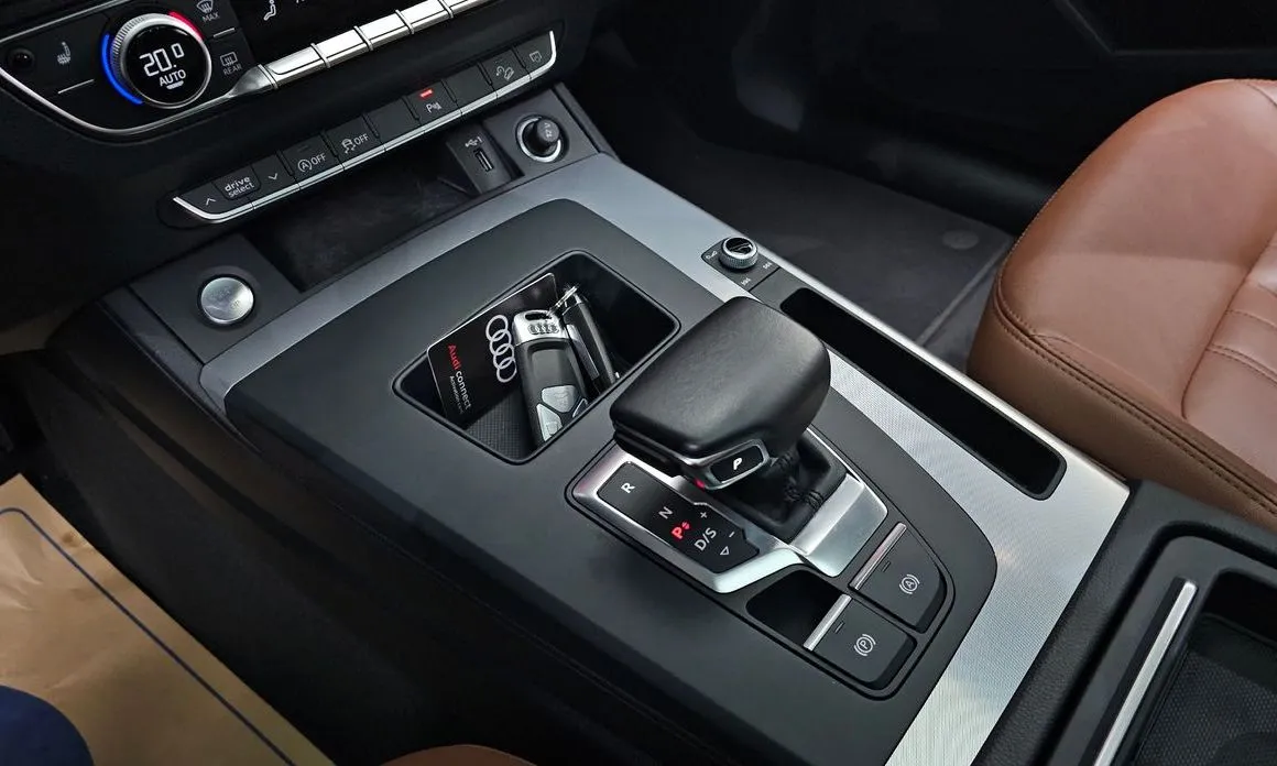 Audi Q5 2022 из KR, фото 8