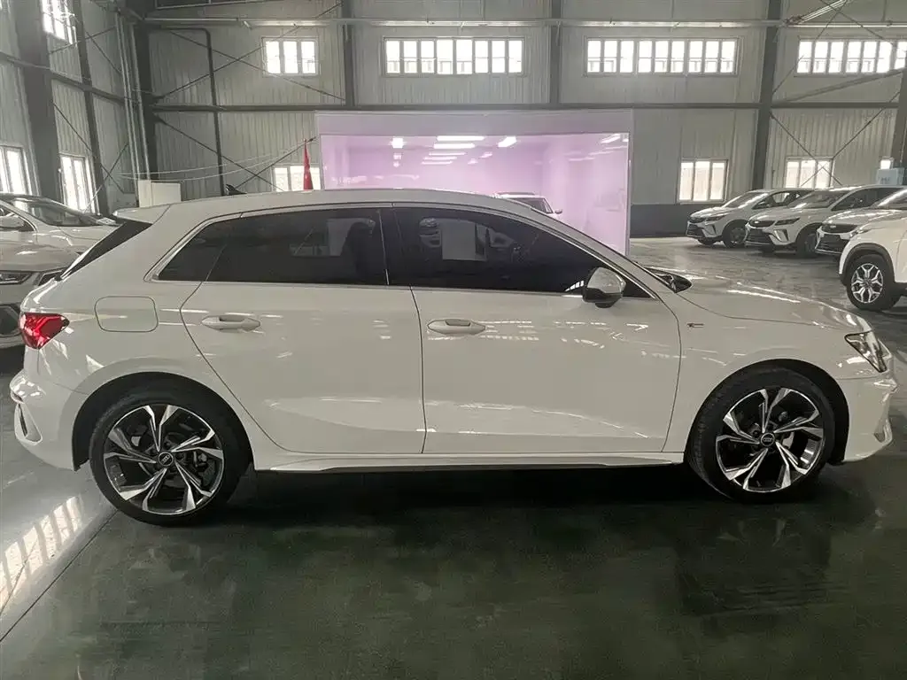 Audi A3 — фото 2