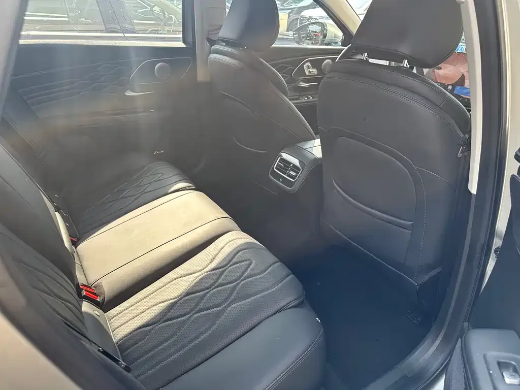 Chery Arrizo 8 PRO 2025 из CN, фото 4