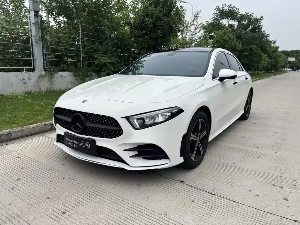 Mercedes-Benz A-Class — фото 1