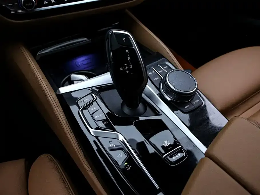 BMW 6 Series GT — фото 7