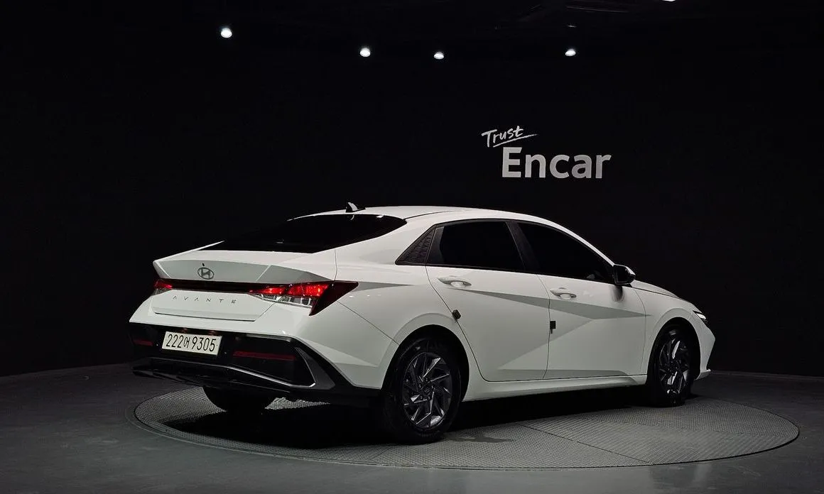 Hyundai AVANTE — фото 5