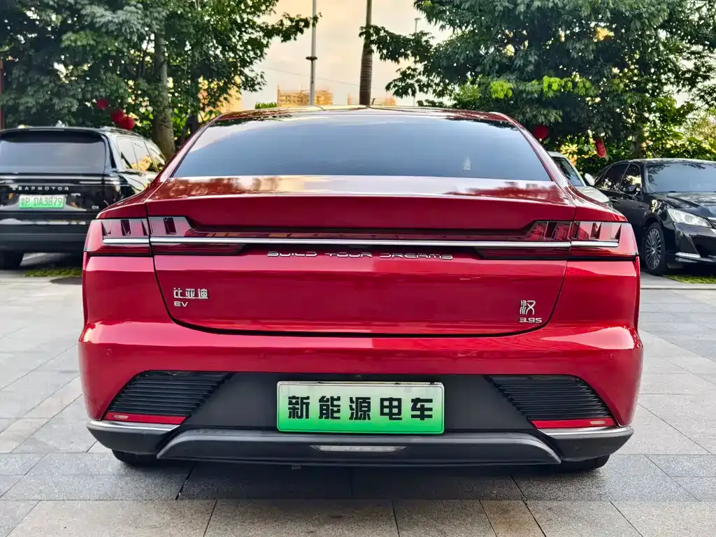 BYD Han — фото 2