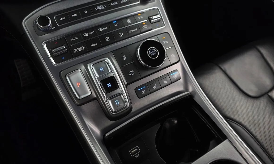 Hyundai Santafe — фото 2