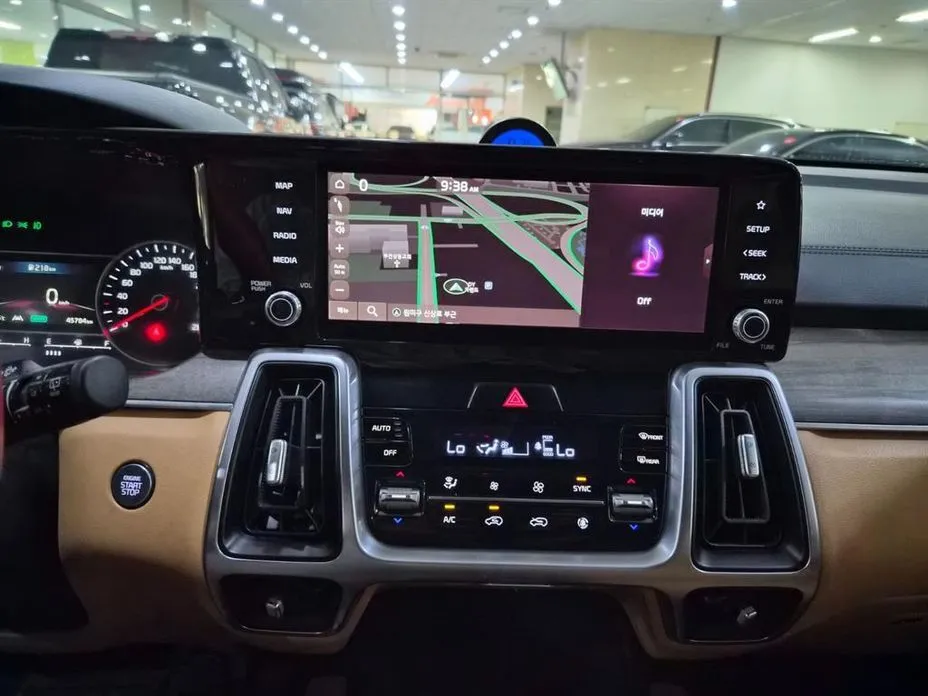 Kia Sorento — фото 4