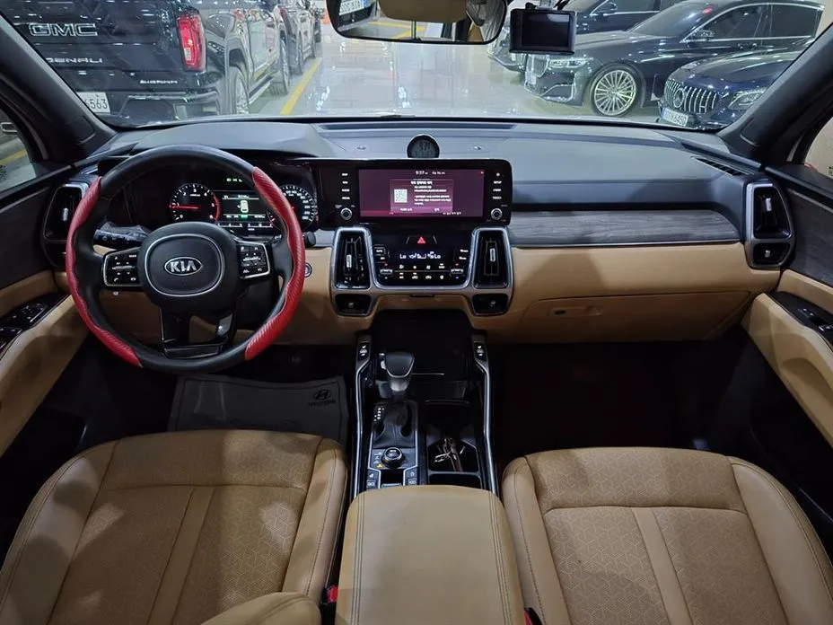 Kia Sorento — фото 5