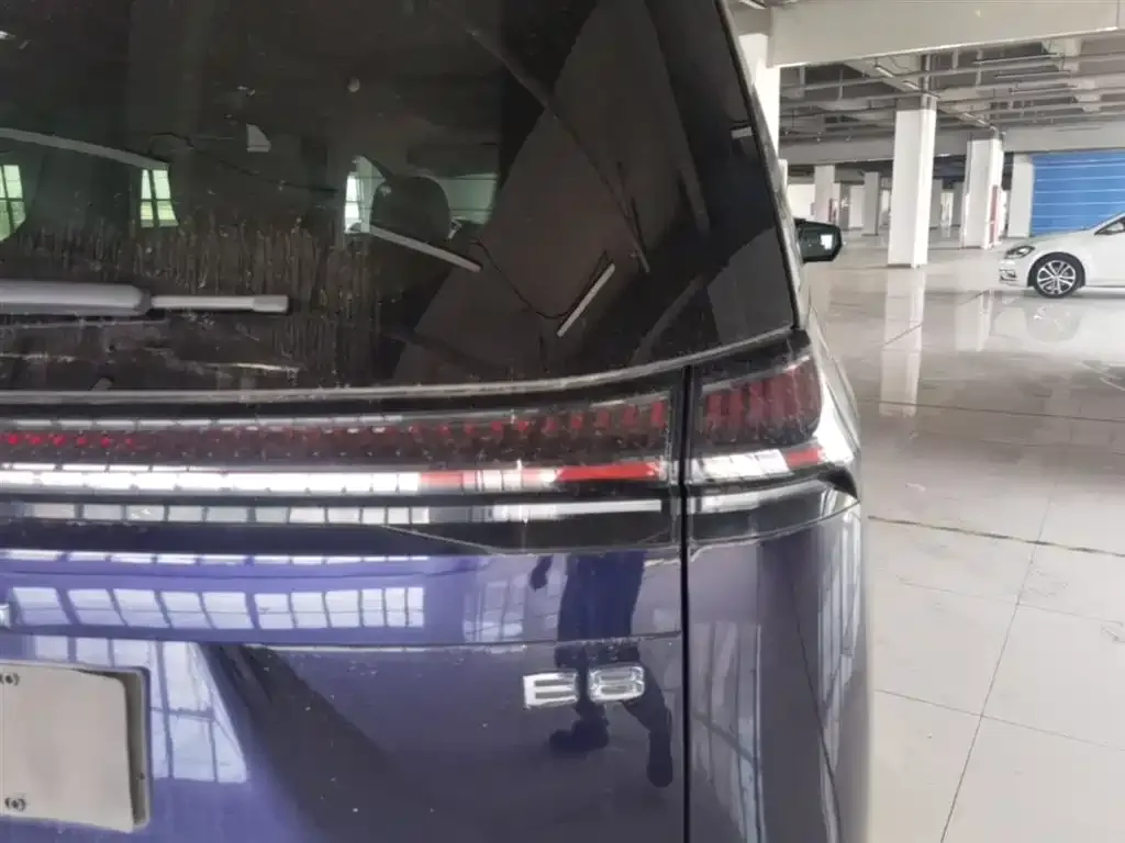 GAC Motor 传祺E8 PHEV 2024 из CN, фото 3