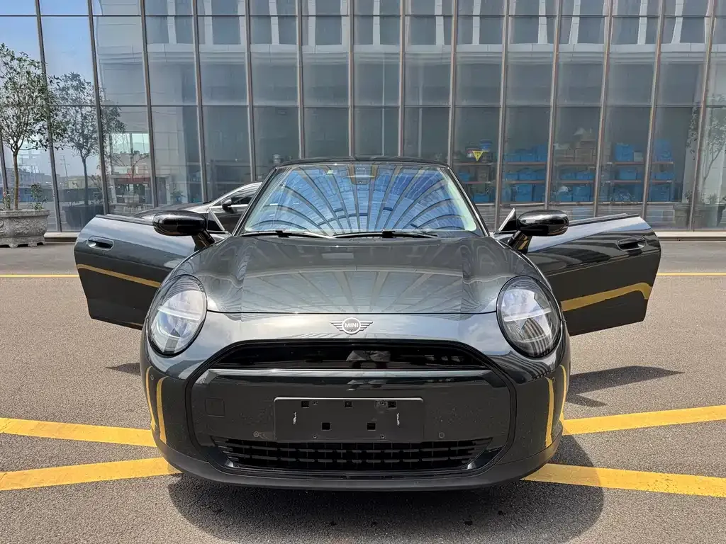 MINI Cooper EV 2024 из CN, фото 3