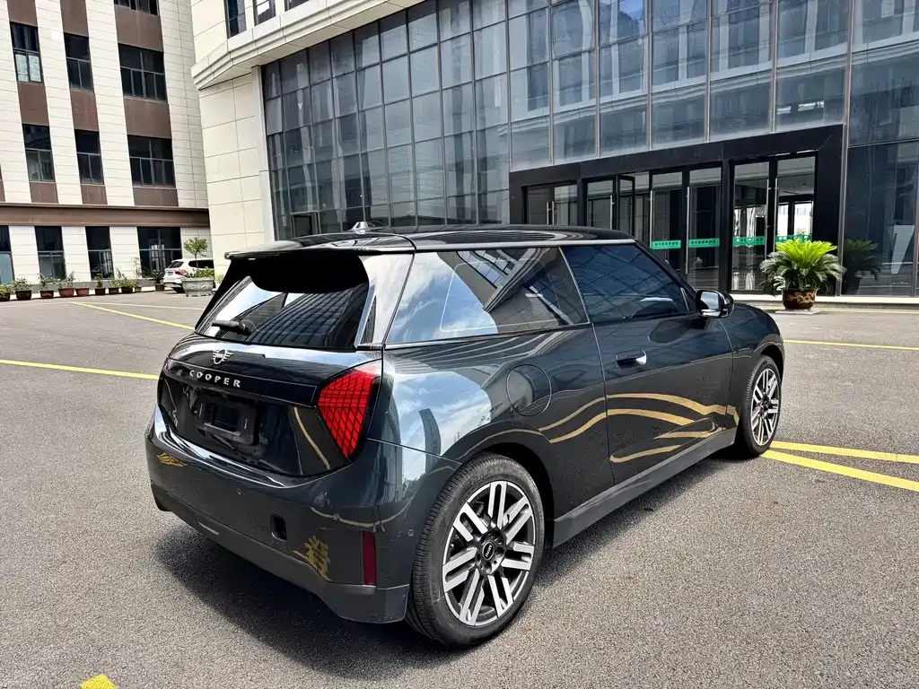 MINI Cooper EV 2024 из CN, фото 8