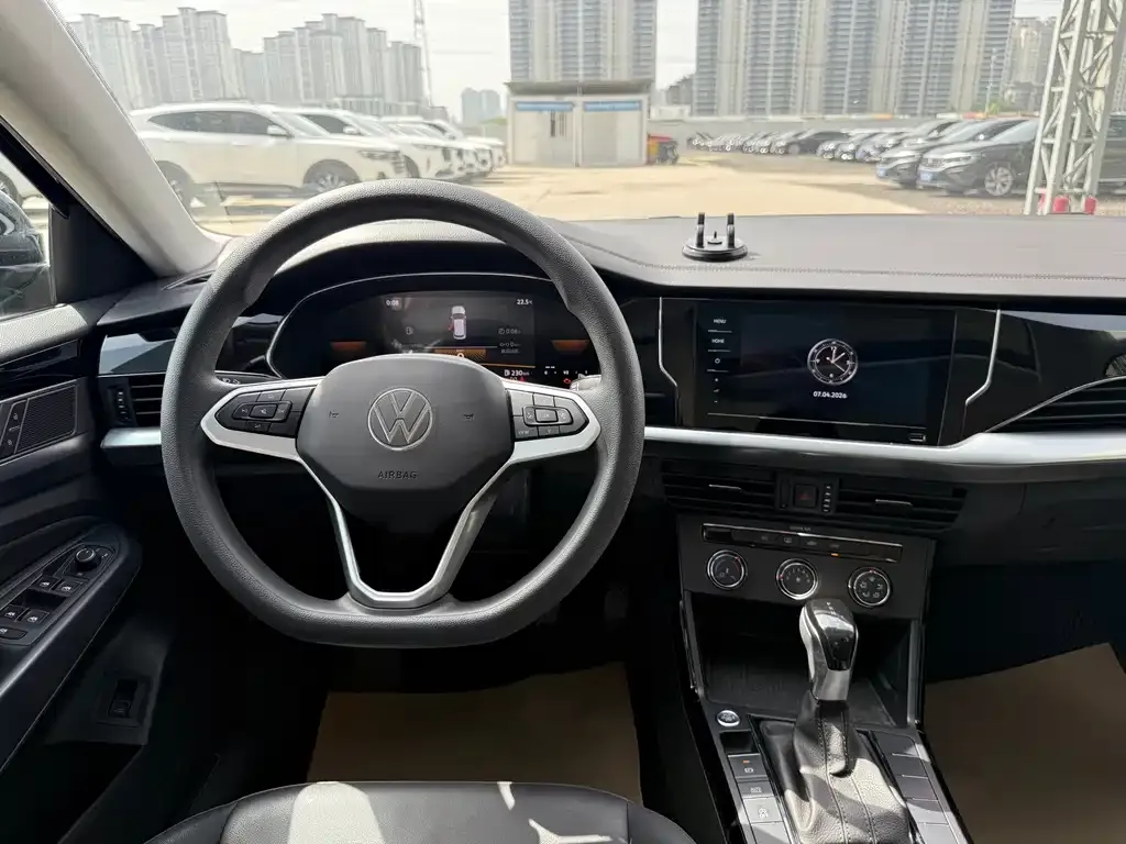 Volkswagen Passat — фото 6
