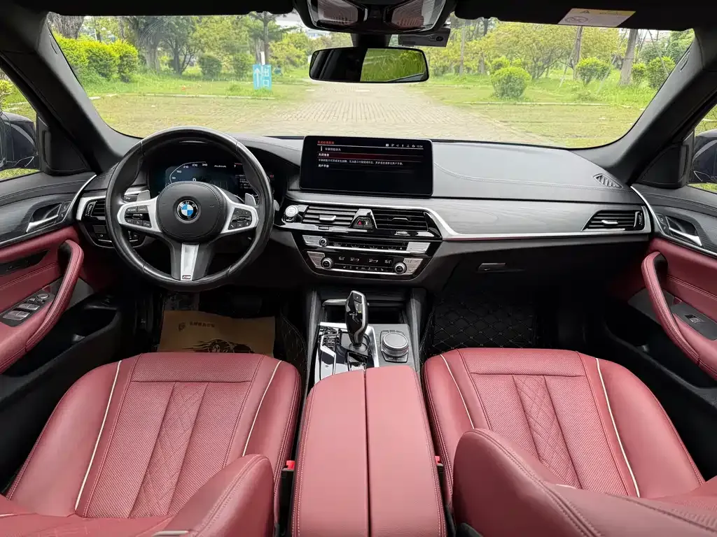 BMW 5 Series — фото 2