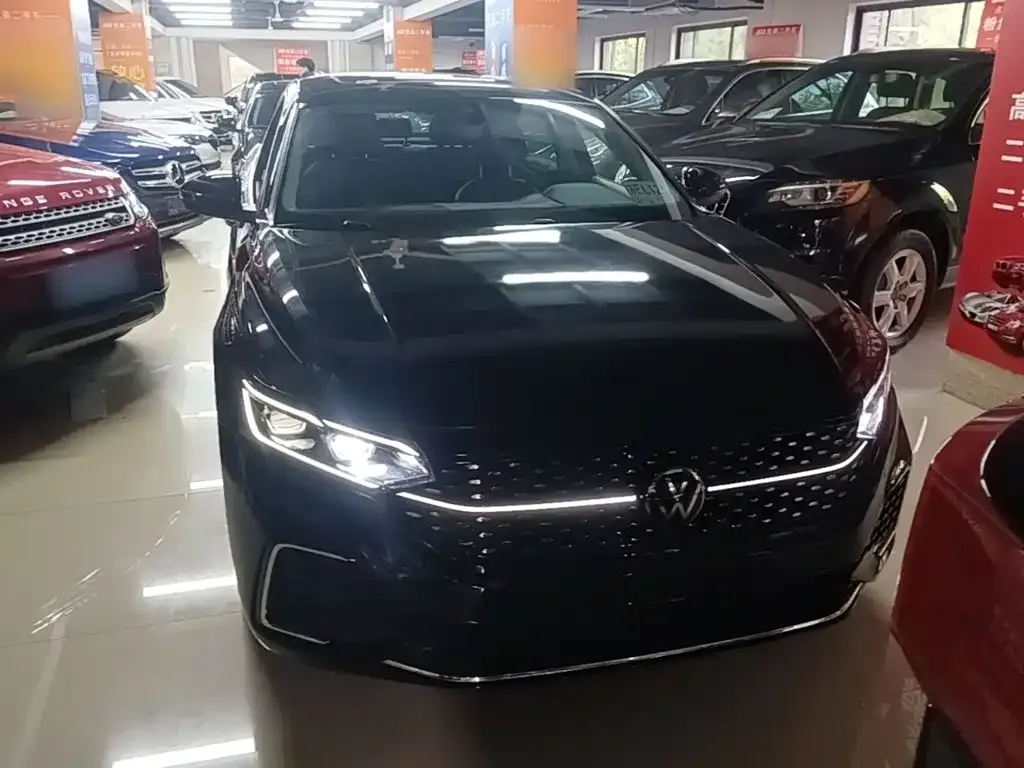 Volkswagen Passat — фото 4