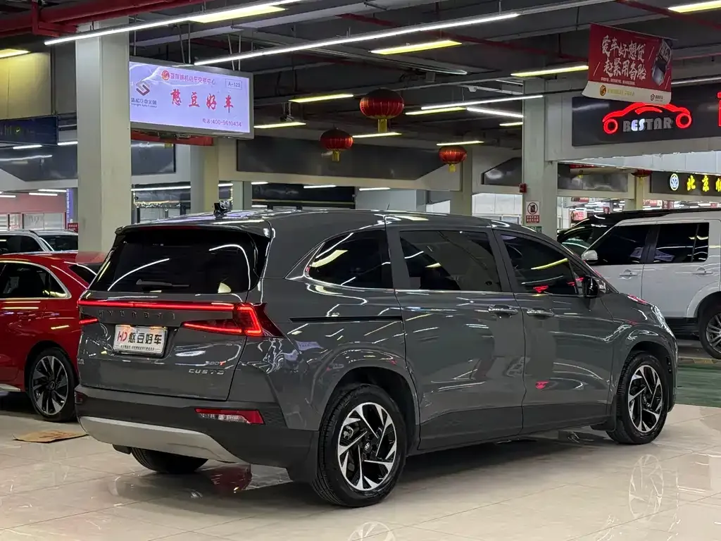 Hyundai Custo — фото 4