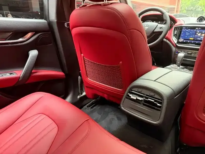Maserati Ghibli — фото 9