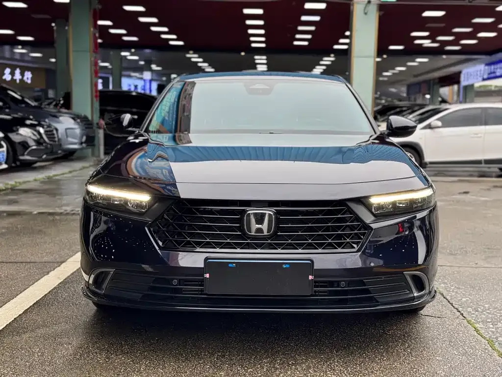 Honda Accord — фото 4