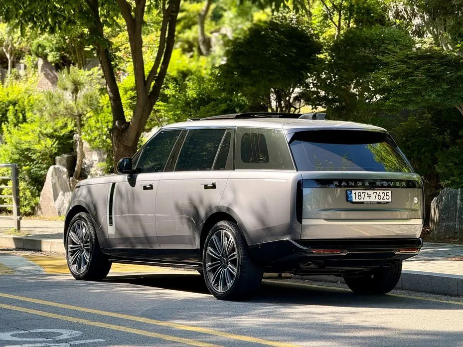 Land Rover Range Rover 2024 из KR, фото 8