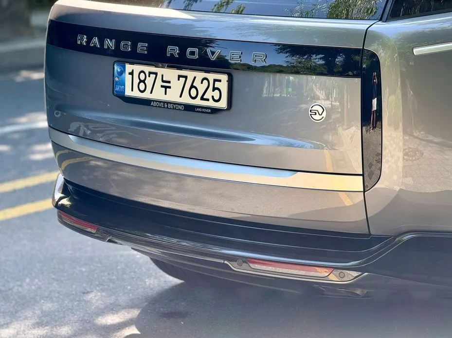 Land Rover Range Rover 2024 из KR, фото 2