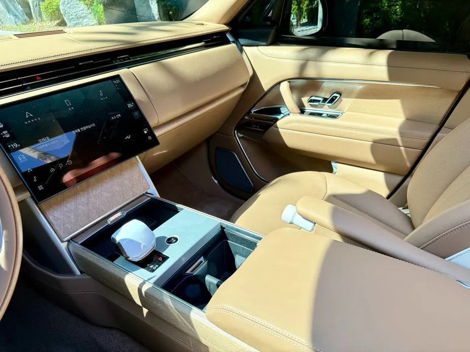 Land Rover Range Rover 2024 из KR, фото 6
