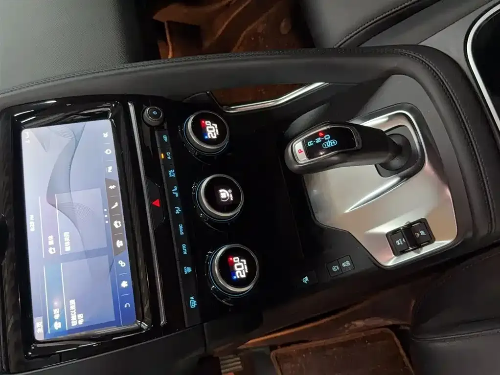 Jaguar E-PACE 2021 из CN, фото 3