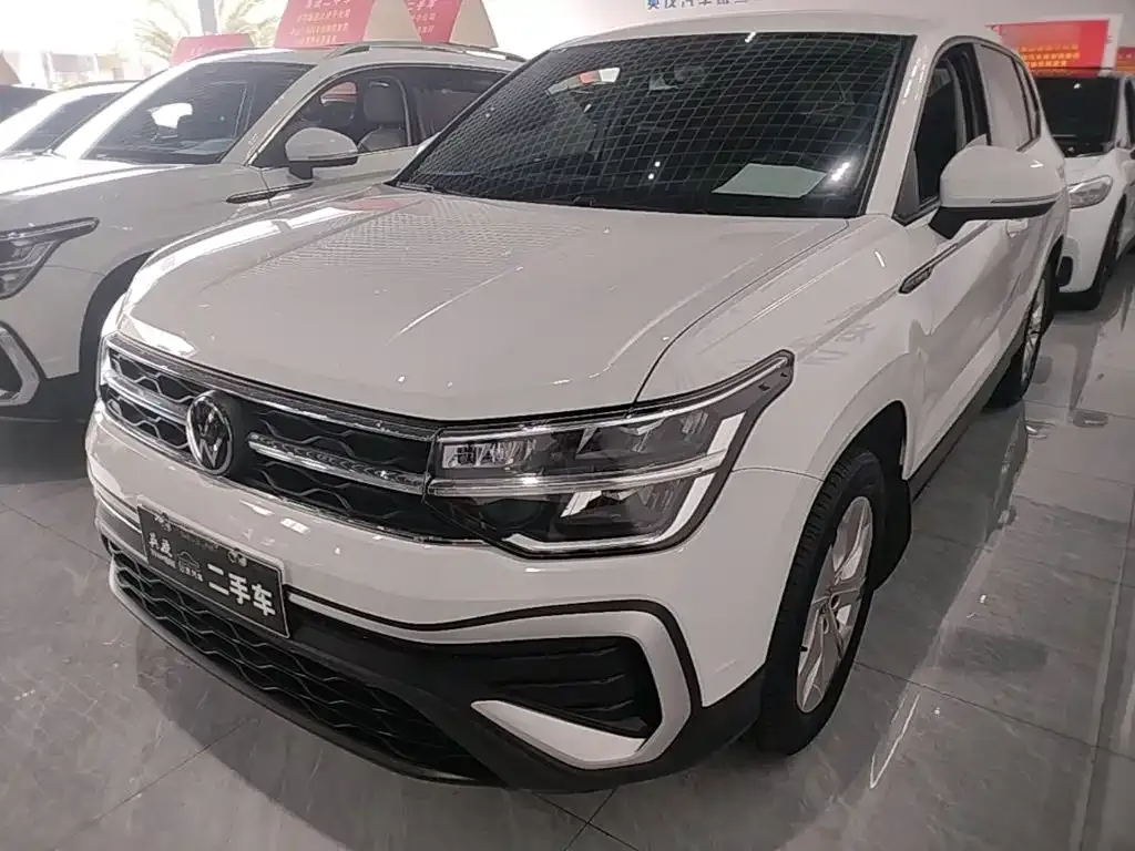 Volkswagen Tharu — фото 1